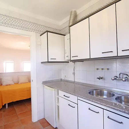 Villa 1100 - Front *